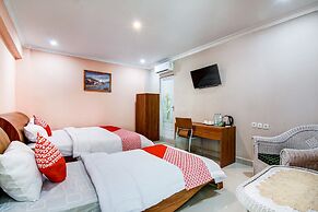 OYO 90857 Baaraka Syariah Hotel