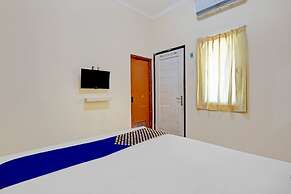 OYO 90269 Hotel Indorasa 2