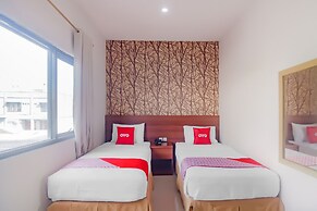 OYO 90312 Bahu Bay Hotel