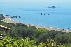 Studio Apartments With Swimming Pool and sea View - Pelekas Beach