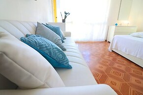 Holiday Home 'aurora A Otranto' With Balcony and Air Conditioning