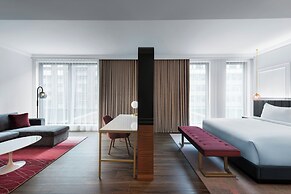 The Honeyrose Hotel, Montreal, A Tribute Portfolio Hotel