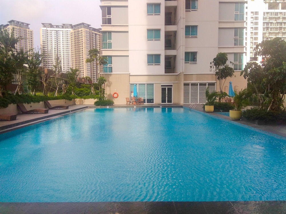 Nice And Elegant 2Br Apartment At Springhill Terrace Residence