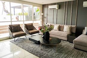 Modern Studio At Barsa City Apartment