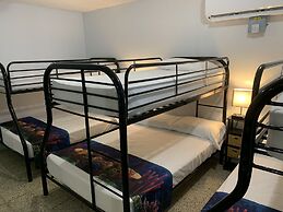 North Suites Levittown