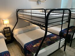 North Suites Levittown