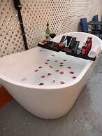 North Suites Levittown