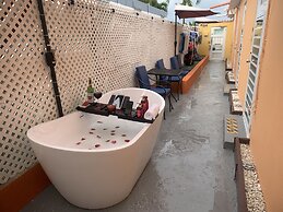 North Suites Levittown