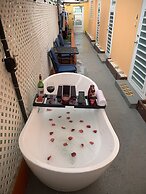 North Suites Levittown