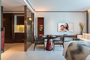 SILQ Hotel And Residence