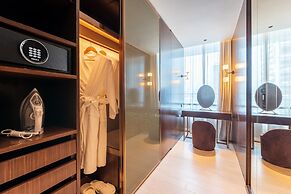 SILQ Hotel And Residence