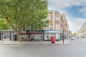 King’s Cross Charm