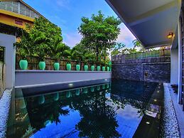Plumeria Hotel & Spa