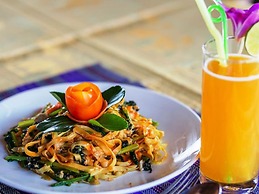 Plumeria Hotel & Spa