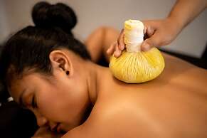 Plumeria Hotel & Spa