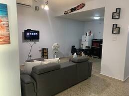 Levittown Lakes Suites