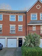Brookbank Close