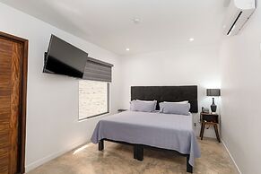 HOTEL MANADIA