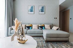 New! Luxurious Stay Dubai Creek Balcony & View