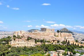 Elegant Apartment Under the Acropolis