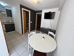 Apartments Leut