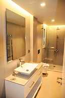 Luxurious Apartment in Acropolis