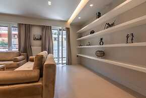 Luxurious Apartment in Acropolis