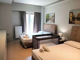 Luxurious Apartment in Acropolis