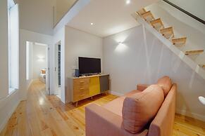 Downtown Amazing Duplex by Vacationy