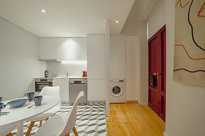 Downtown Amazing Duplex by Vacationy