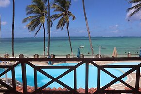 Sai Rock Beach Hotel & Spa