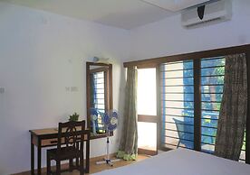 Sai Rock Beach Hotel & Spa