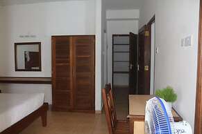 Sai Rock Beach Hotel & Spa