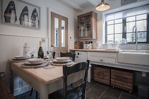 The Old Spa - 2 Bedroom Cottage - Pleasant Valley