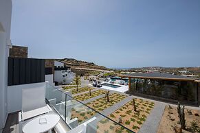 Bianco a Nero Mykonos