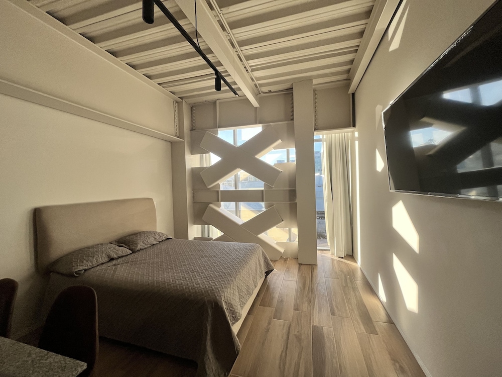 OLSON Real Acueducto Hotel & Suites