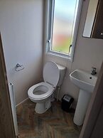 Stunning 2-bed Caravan in Prestatyn dog Friendly