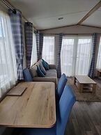 Stunning 2-bed Caravan in Prestatyn dog Friendly