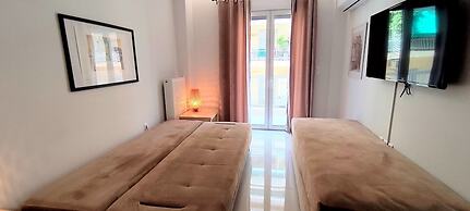 Wonderful Apartment in Acropolis