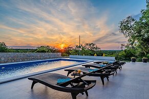 Villa Sunset Grusi