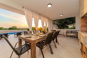 Villa Sunset Grusi