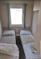 Lovely Multiple dog Friendly Caravan Rhyl