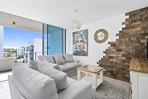 Harbour Quays Apartments