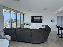 Harbour Quays Apartments