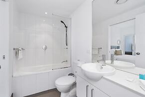 Harbour Quays Apartments