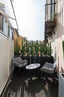 Agra Suites