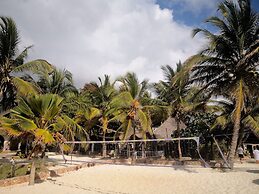 Mambo Ocean Resort