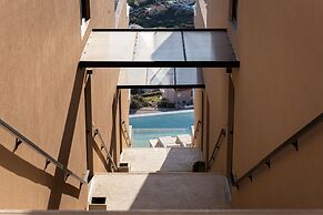 Saronida Hills