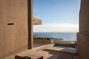 Saronida Hills