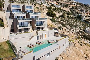 Saronida Hills